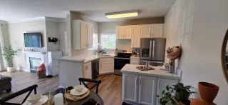 Photo #5: 226037115 Listing