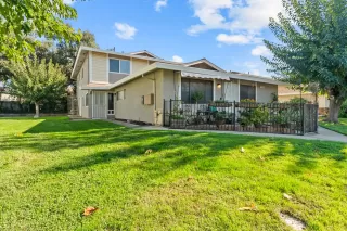 Photo #1: 226037123 Listing 