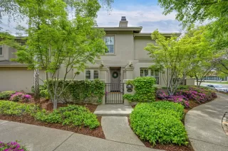 Browse active condo listings in STANFORD COURT