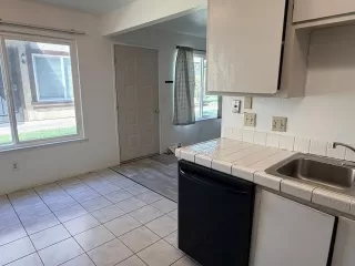 Photo #4: 226038024 Listing 