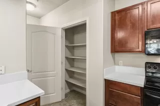 Photo #3: 226038189 Listing 