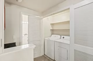 Photo #4: 226038189 Listing 