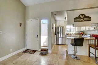 Photo #6: 226038211 Listing 