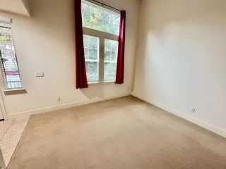 Photo #5: 226038398 Listing