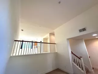 Photo #6: 226038398 Listing