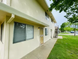 Photo #3: 226038532 Listing 