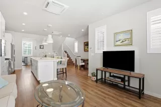 Photo #4: 226038737 Listing 