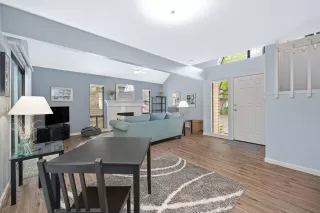 Photo #6: 226039009 Listing 