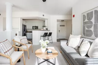 Photo #2: 226039188 Listing 