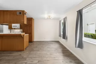 Photo #5: 226039196 Listing 