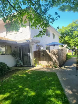 Photo #2: 226039916 Listing 