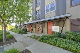 Photo #1: 226039951 Listing 