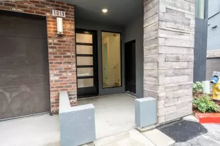 Photo #3: 226040087 Listing 