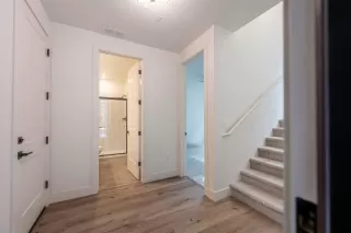 Photo #5: 226040087 Listing 