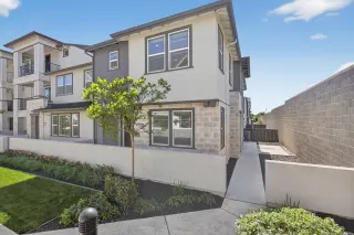 Photo #1: 226040454 Listing 