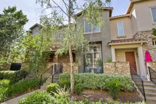 Photo #3: 226040503 Listing 