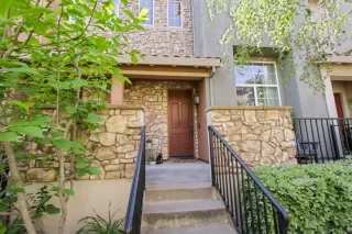 Photo #4: 226040503 Listing 