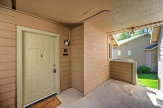 Photo #3: 226040786 Listing 