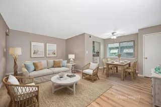 Photo #4: 226040905 Listing