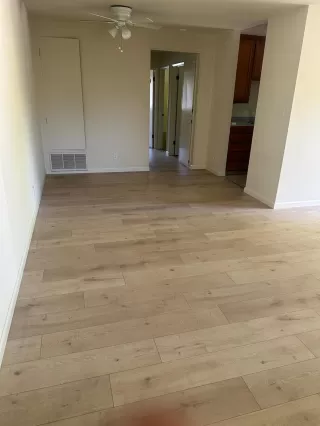 Photo #5: 226041329 Listing