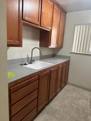 Photo #6: 226041329 Listing