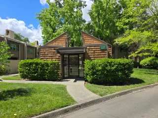 Photo #6: 226041530 Listing 