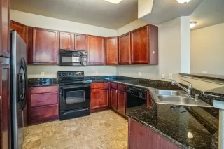 Photo #1: 226041937 Listing 