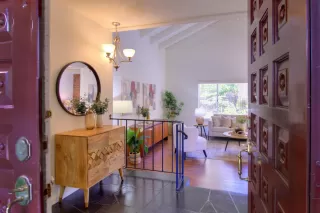 Photo #2: 226042315 Listing