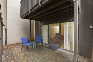 Photo #5: 226042579 Listing 