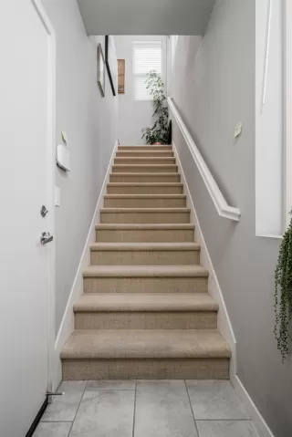 Photo #5: 226043036 Listing