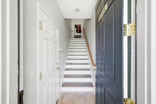 Photo #5: 226043539 Listing 