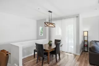 Photo #6: 226043539 Listing 