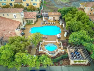 Photo #1: 226043847 Listing 