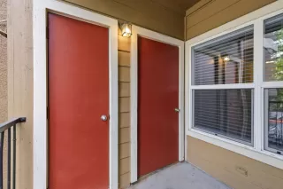 Photo #6: 226043899 Listing 