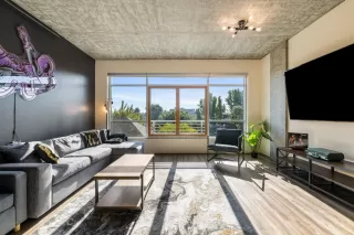 Photo #4: 226044010 Listing 