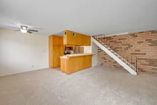 Photo #6: 226044711 Listing 