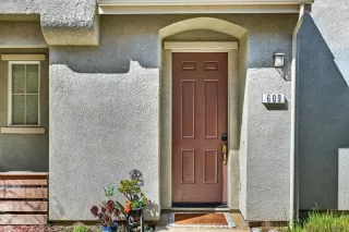 Photo #2: 226045329 Listing 