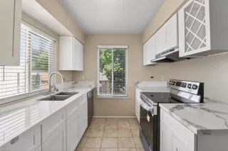 Photo #2: 226045334 Listing 