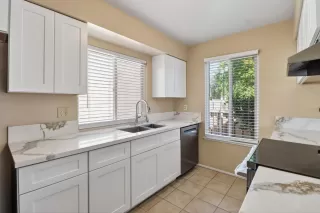 Photo #6: 226045334 Listing 