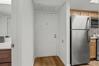 Photo #1: 226045369 Listing 