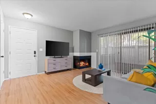 Photo #4: 226045635 Listing 