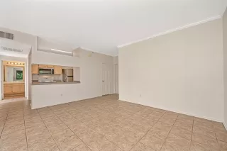 Photo #6: 226045827 Listing