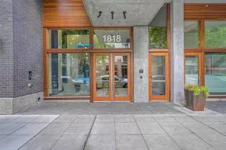 Photo #2: 226046011 Listing 