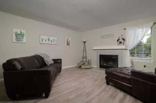 Photo #5: 226046064 Listing 