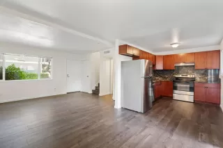 Photo #5: 226046102 Listing