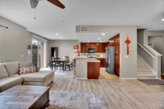 Photo #5: 226046194 Listing 