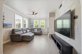 Photo #5: 226046258 Listing 