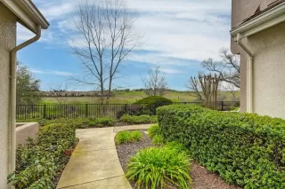 Photo #1: 226046313 Listing 