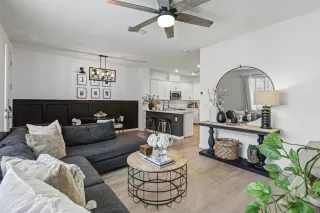 Photo #3: 226046471 Listing 