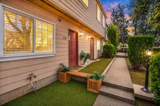 Photo #5: 226046780 Listing 